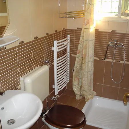 شقة Oeroekzoeld بالاتونفينيفيس