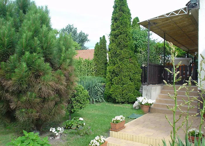 Διαμέρισμα Oeroekzoeld Balatonfenyves